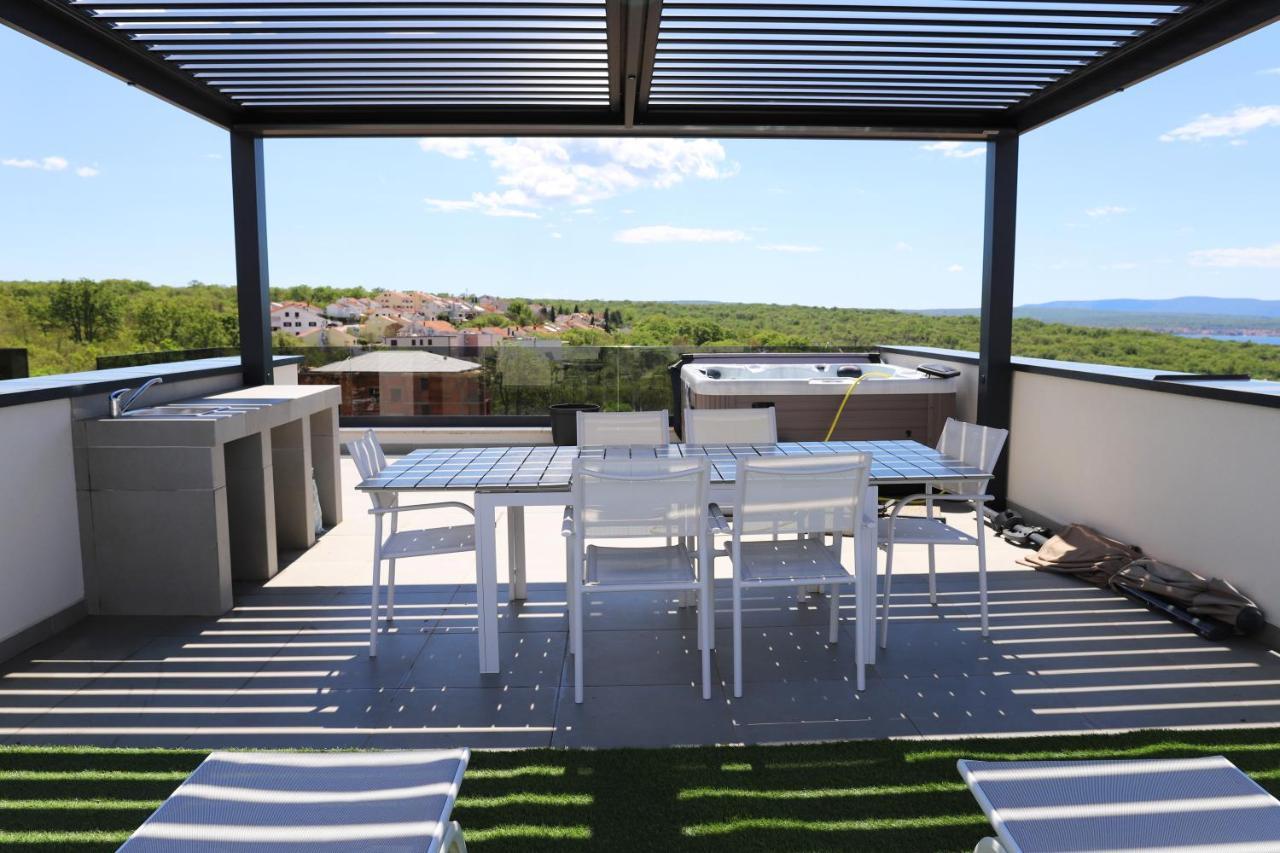 Apartments Terra Sun With Private Pool Or Jacuzzi Нивице Экстерьер фото